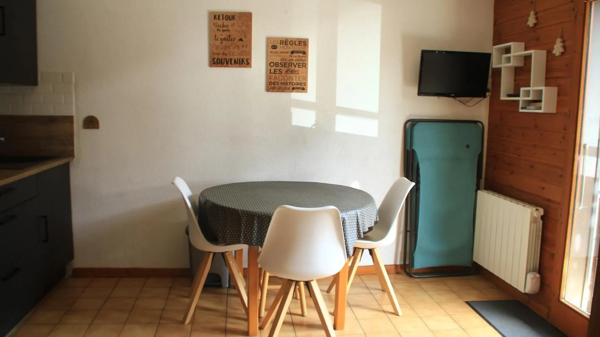 Apartment Voinettes Vnb8 Telecabine & Mountain 4 Pers Chatel